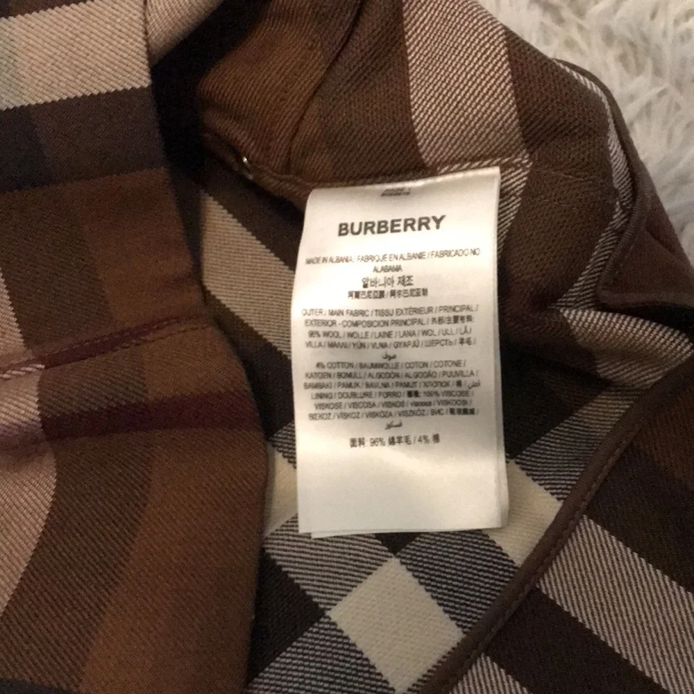 ✨ New Authentic Burberry Wool Check Skirt – Dark Birch Brown | Women’s Size 0 ✨